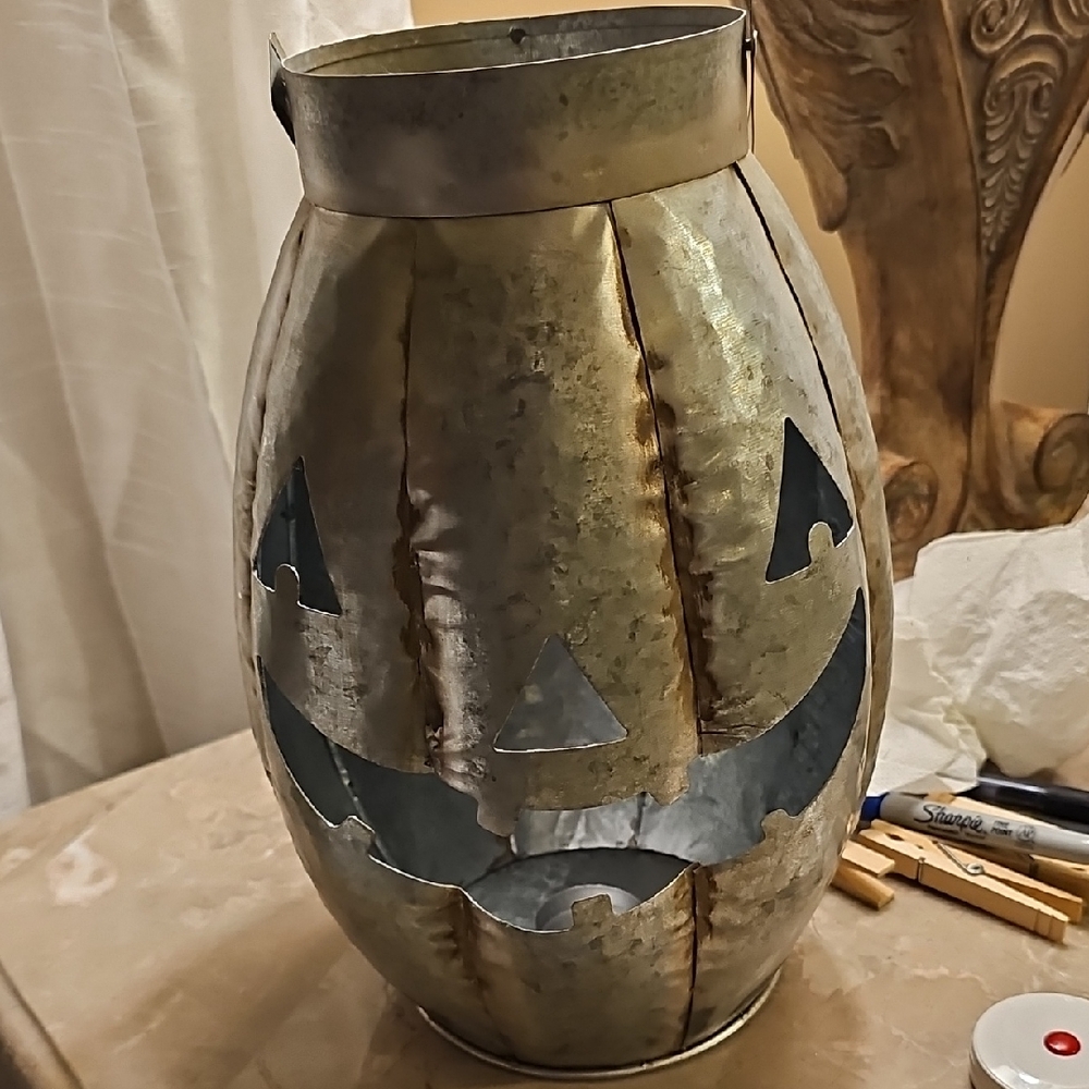 New Ashland Silver Rustic Heavy Metal Jack-O'-Lantern 11"H X 7"W